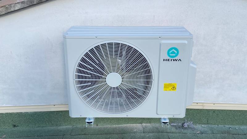 Groupe extérieur HEIWA HXES2-4X80-V1 installé par PROXICLIM à Venelles