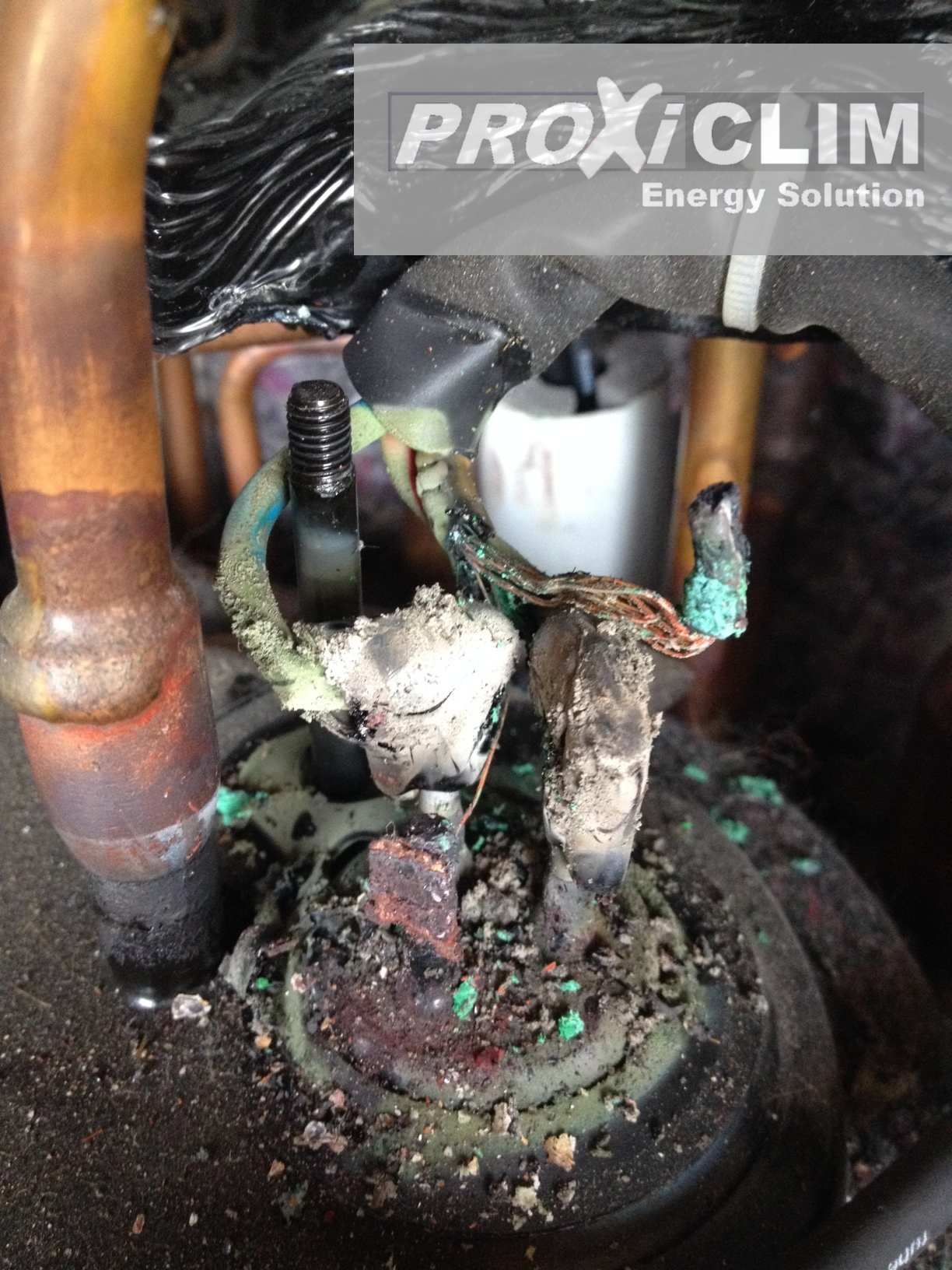 Bornier grillé sur compresseur LG