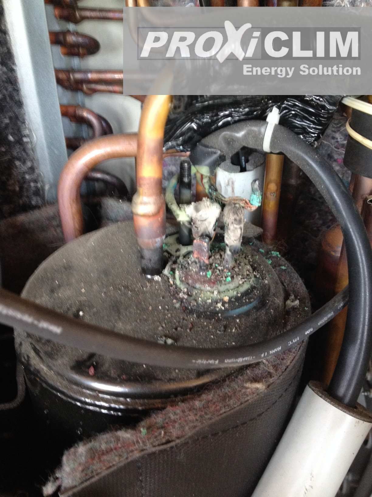 Bornier grillé sur compresseur LG monosplit